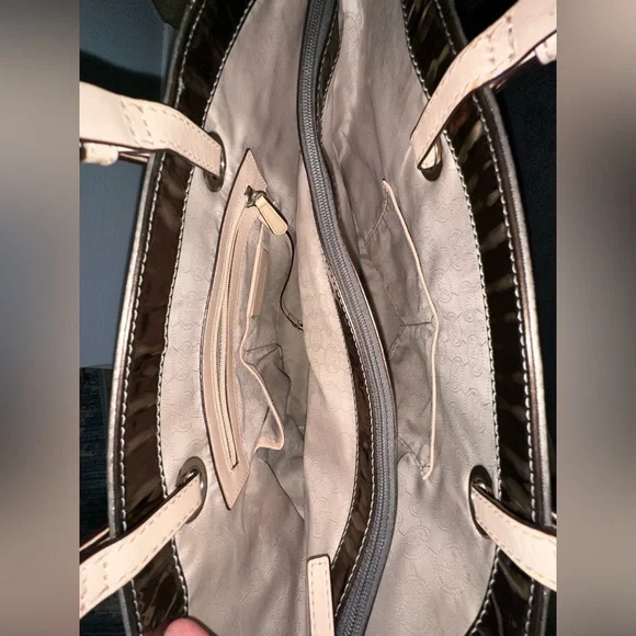 MICHAEL Michael Kors Jet Set Mirror Metallic East/West Signature Tote Bag - Picture 4 of 15